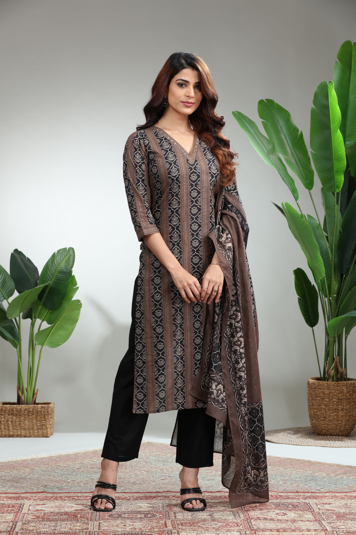 Brown 3 Piece Suit Set With Dupatta